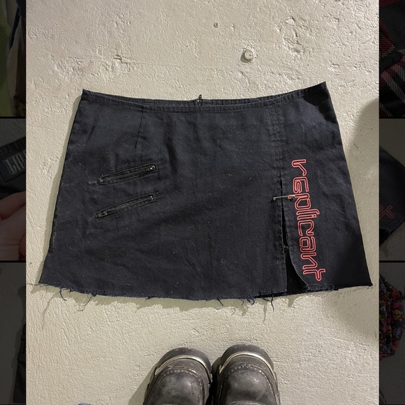 lip service / royal bones / etc for trade 🖤 - Picture 3 of 7